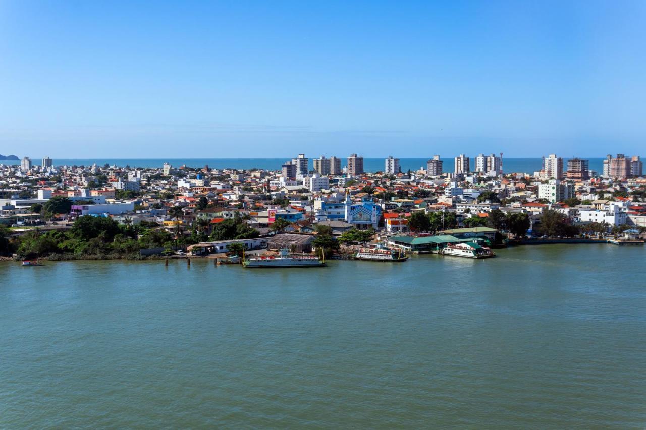 Mercure Itajai Navegantes Екстериор снимка