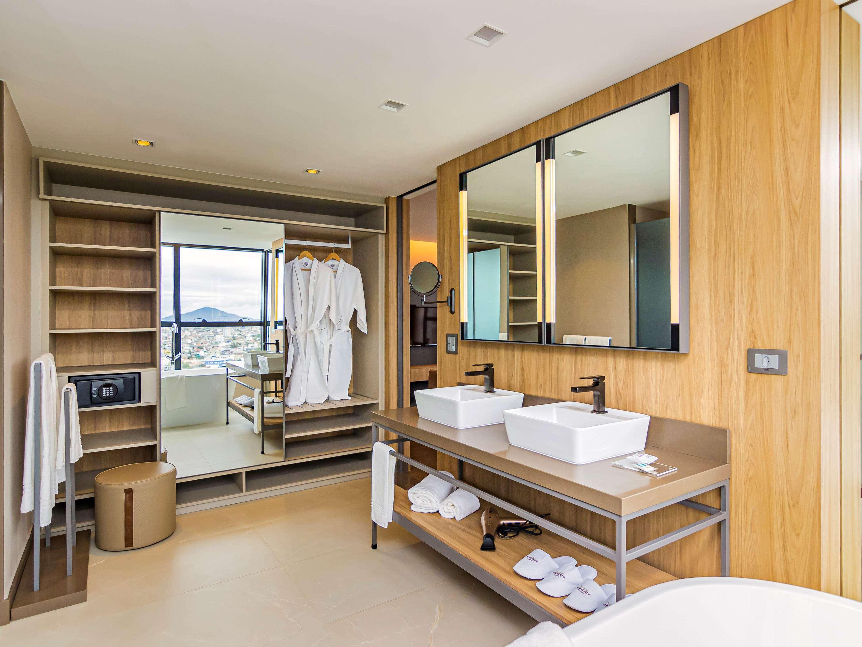 Mercure Itajai Navegantes Екстериор снимка